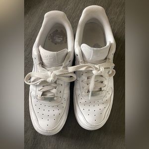 Nike Air Force 1’s Size 7 Women’s